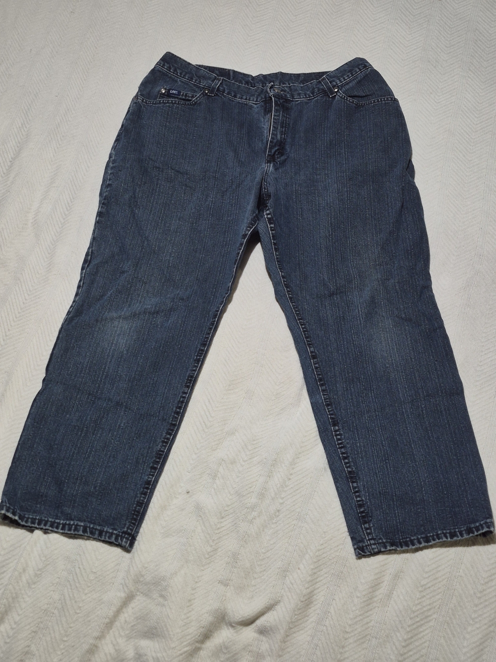 Lee Womens Plus Size 20W Relaxed Fit Straight Leg Jeans Medium Wash Blue Denim